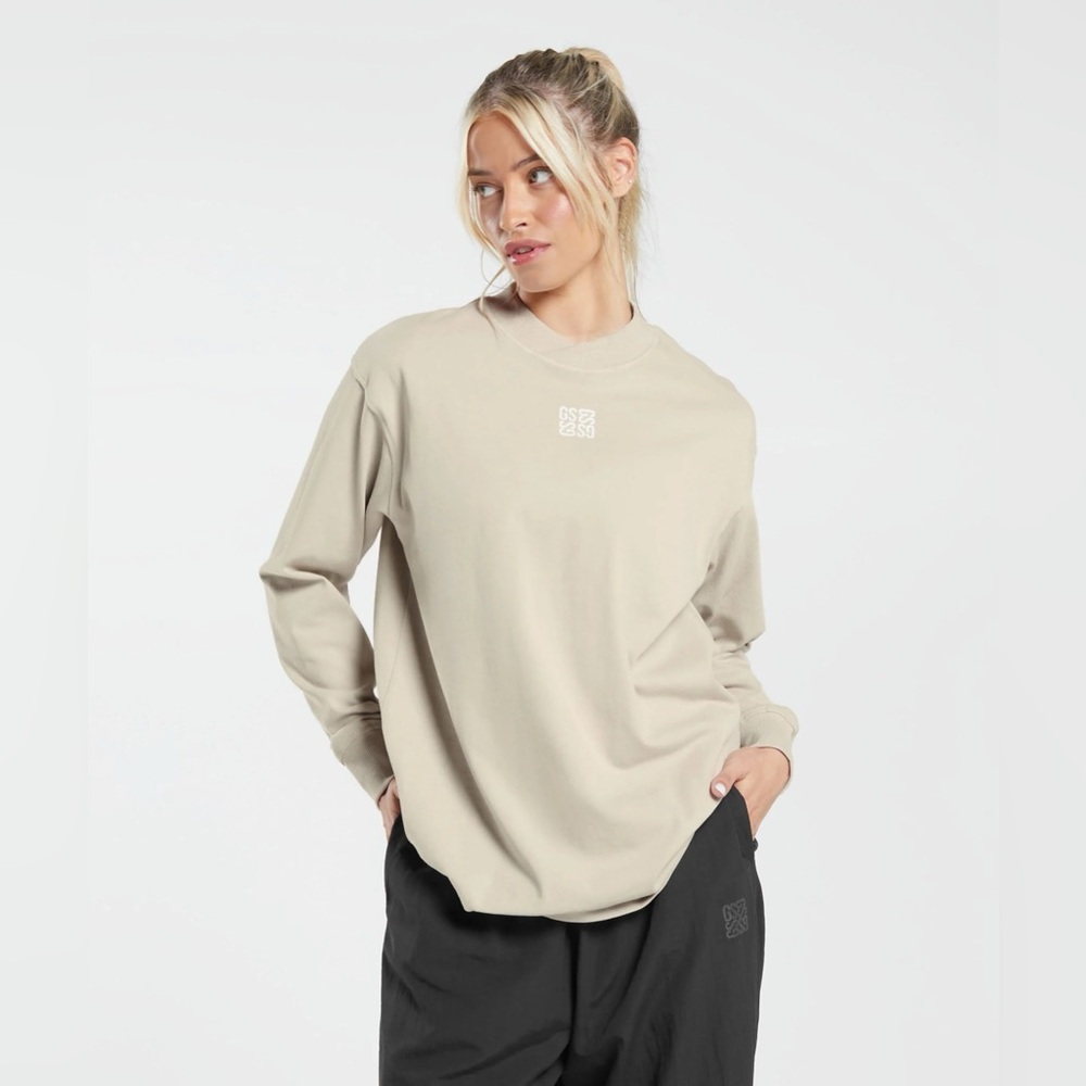 GYMSHARK MONOGRAM OVERSIZED LONG SLEEVE